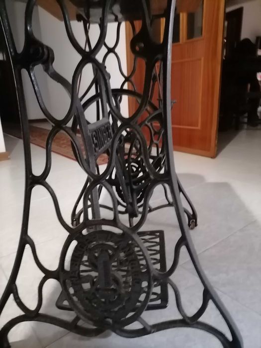 Maquina de costura Singer de 1923 Vintage