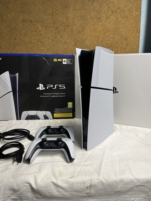 Продам Sony Playstation 5
