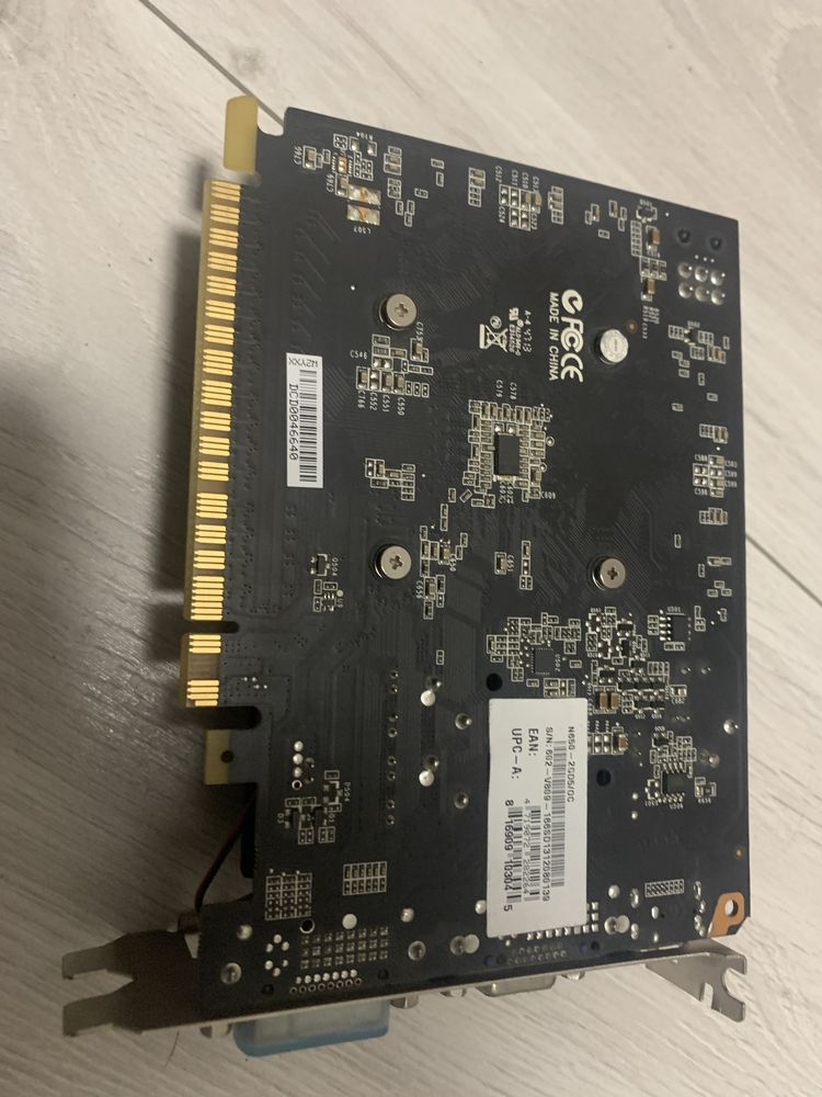 Sprzedam kartę graficzną GTX 650 — sprawna, dobra cena!