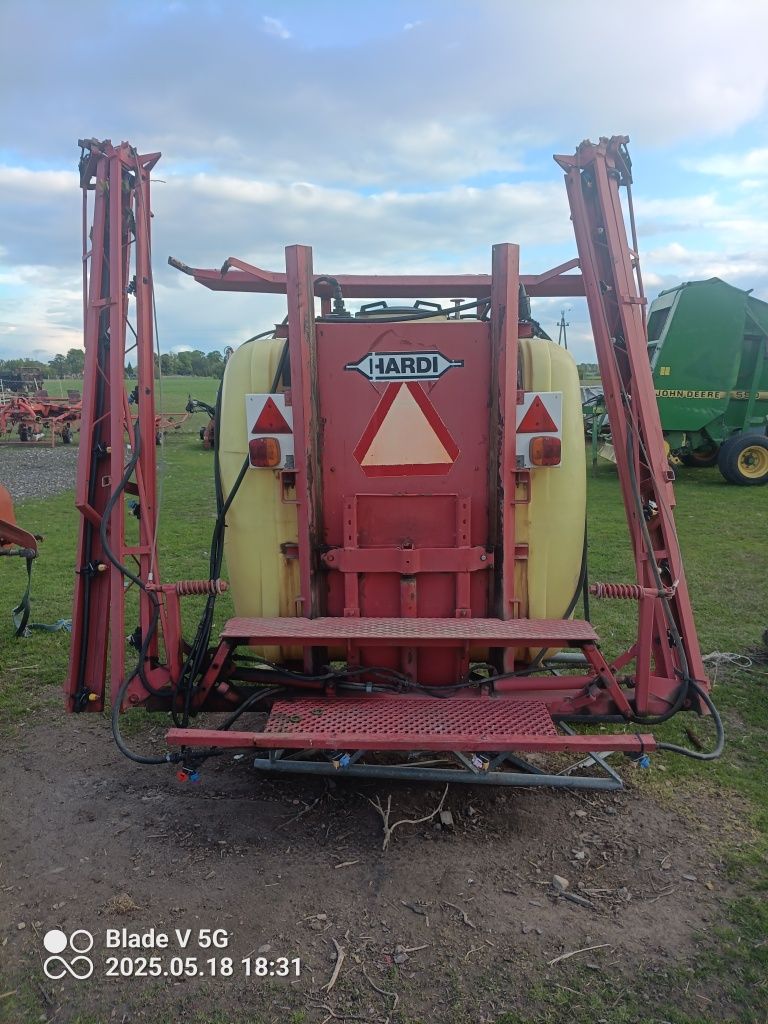 Hardi 1200 litrów 12 metrów hydraulika