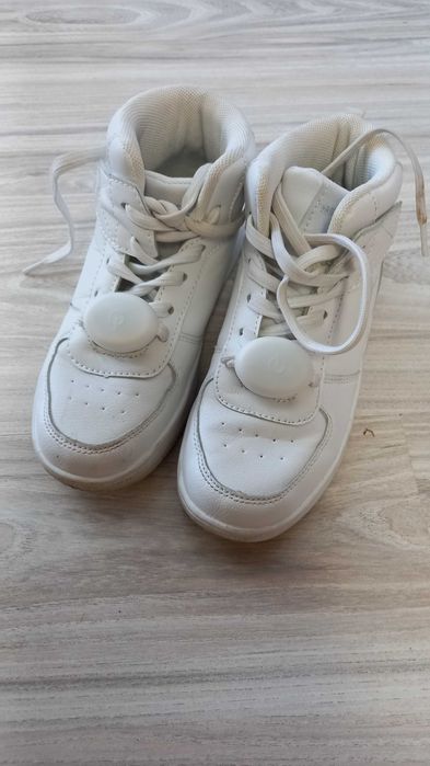 Buty dziewczęce nr 33