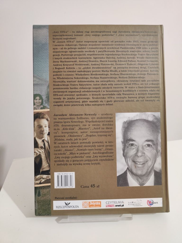 Lwy STS-u - Jarosław Abramow-Newerly