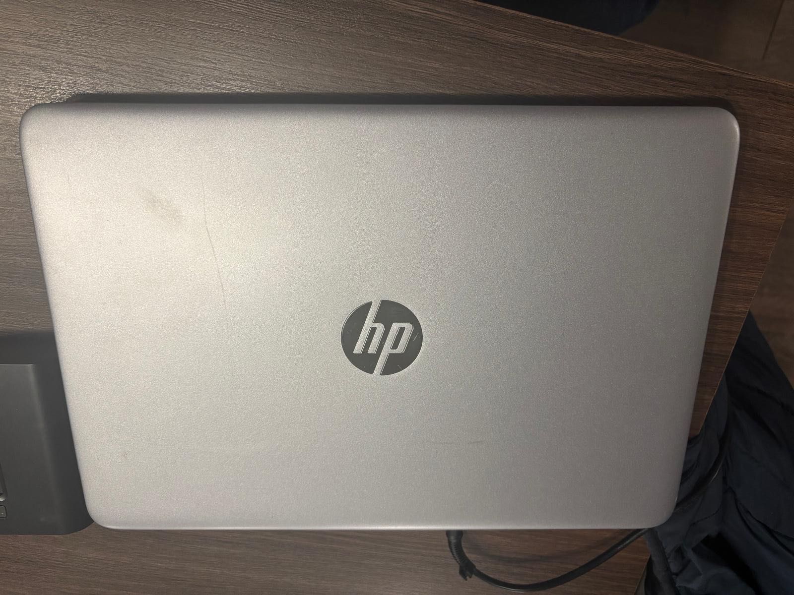 HP Elitebook 840 G3 / 8GB RAM / 256 SSD