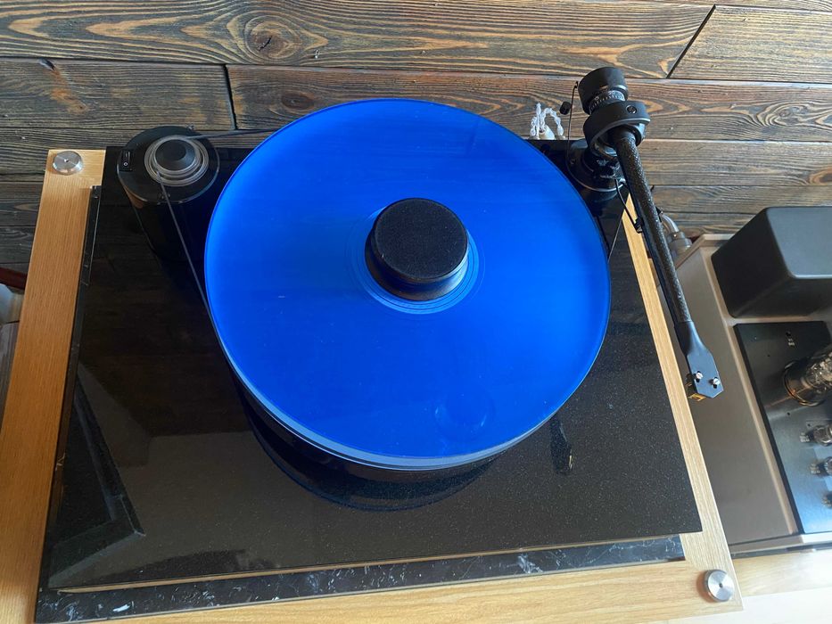 Gramofon Pro Ject RPM 9 Carbon