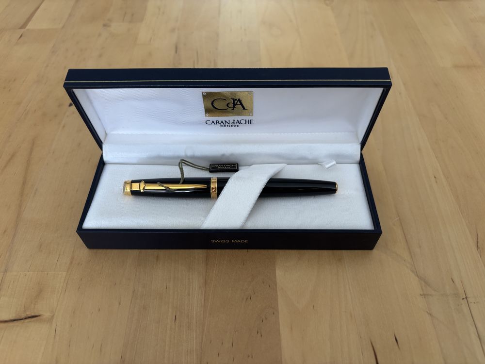 Caneta Caran D’ache NOVA