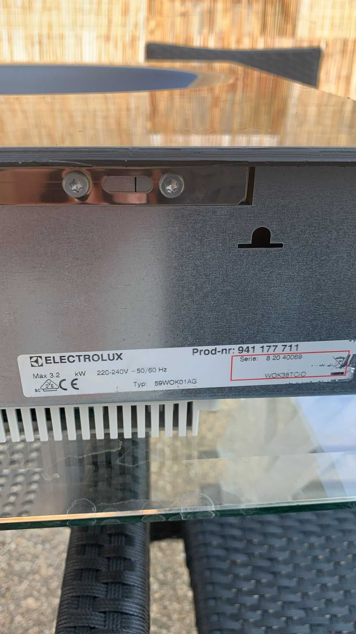 Placa Electrolux profi line Wok