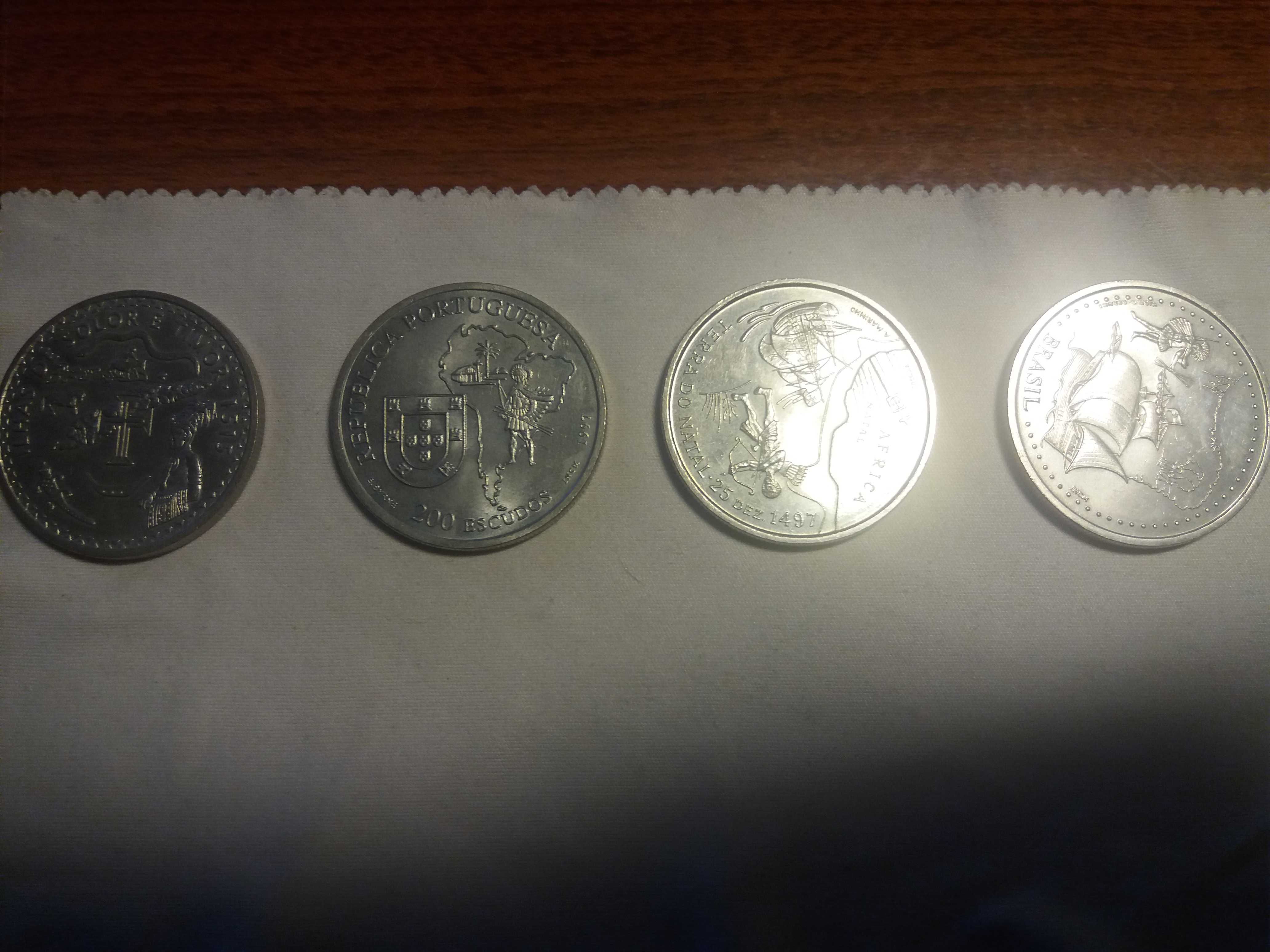 Moedas comemorativas Portuguesas/quatro moedas