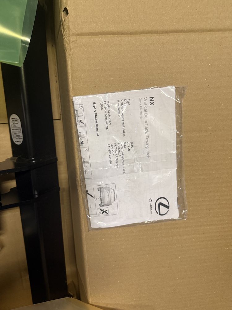 Oryginalny Hak holowiczy Lexus NX 350h 450h+ zestaw