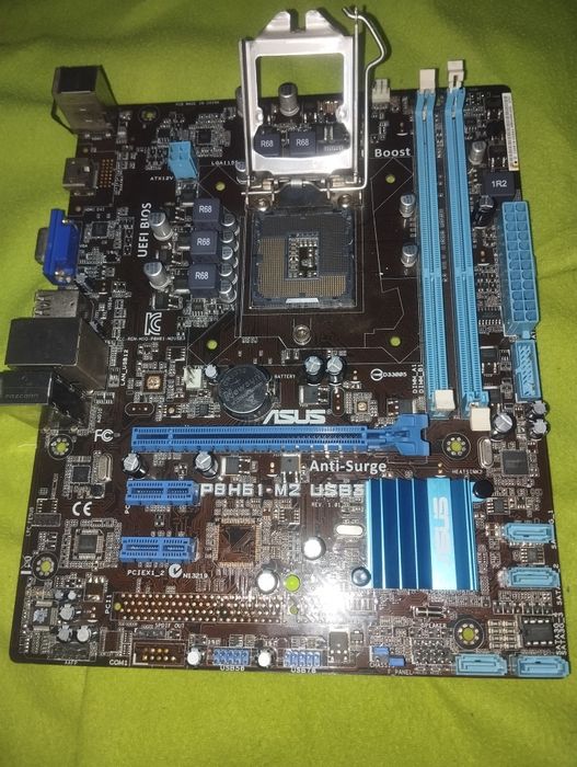 Motherboard asus P8H61 - M2 usb3 a funcionar em bom estado