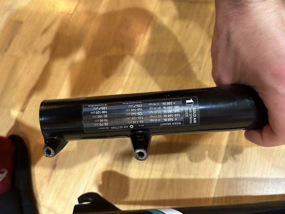 Amortyzator Rockshox XC32 110 skoku