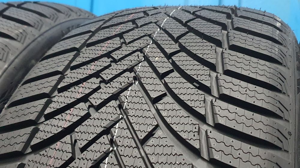4 x 245/40 R20 Sprzedam opony nowe zimowe Austone ! Zapraszam