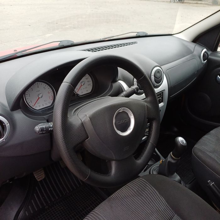 Продам Dacia Logan MCV 1.6 16V