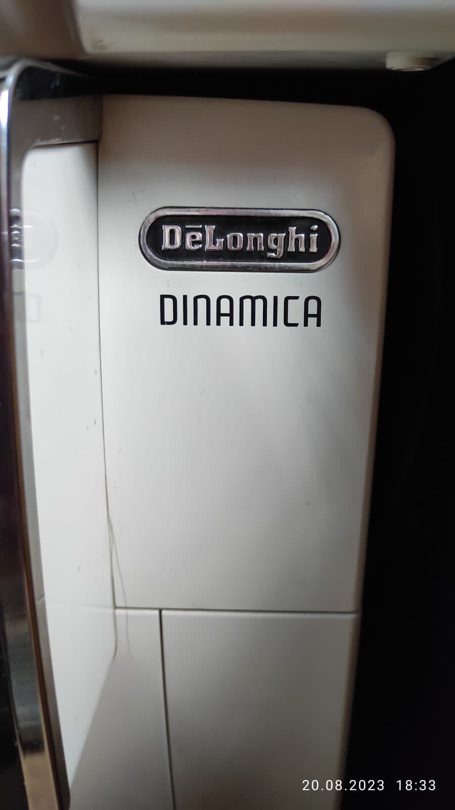 Кофемашина Delongi DINAMICA