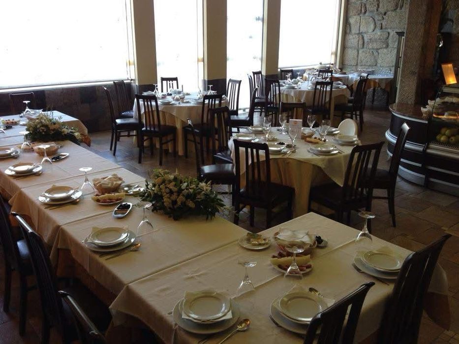 Restaurante + churrasqueira + cafe + snack-bar