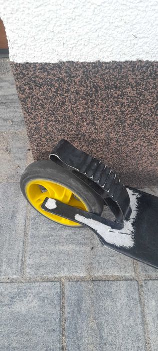 Sprzadam hulajnoge
