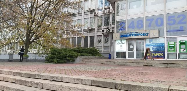 Оренда  офісного приміщення на Солом"янській площі     35  кв м