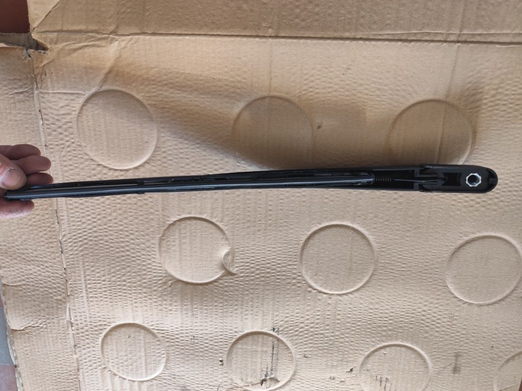 Wycieraczka tylnej klapy Citroen C3 I Nowa 02-09