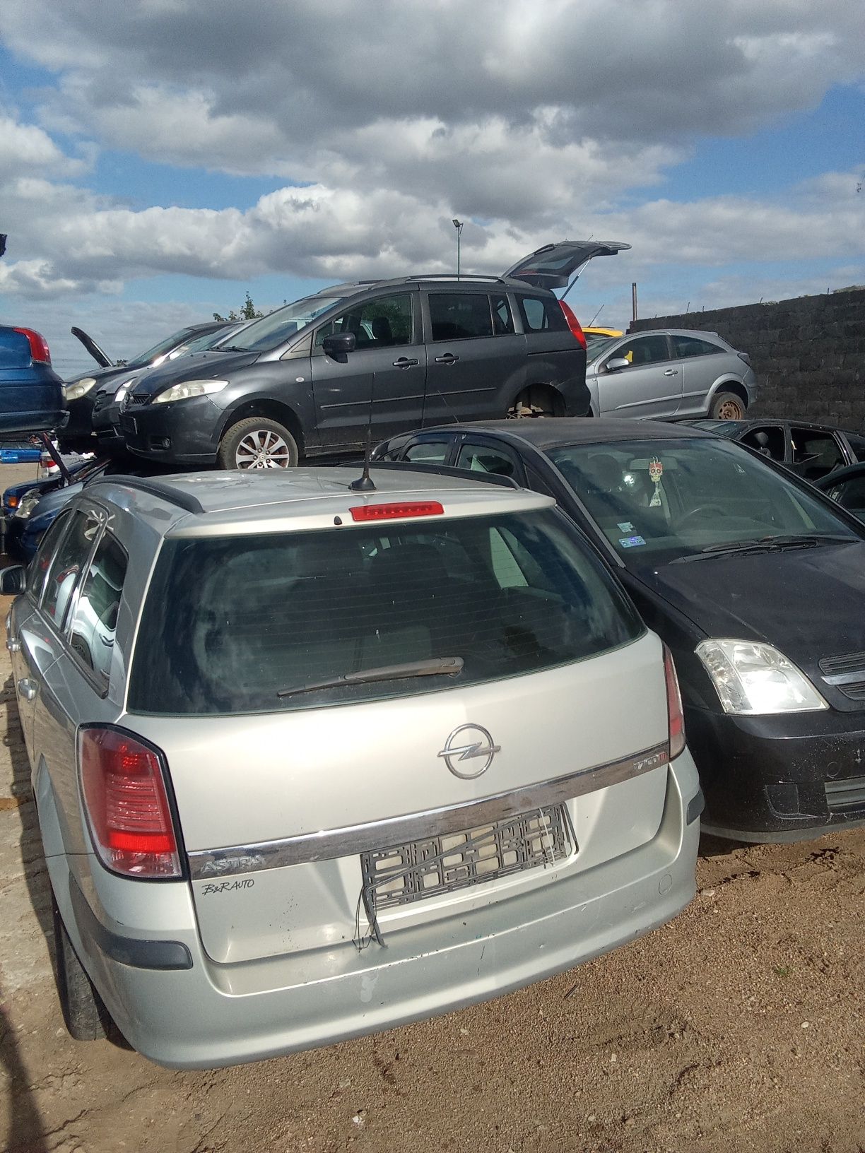 Opel Astra h 1.7cdti części