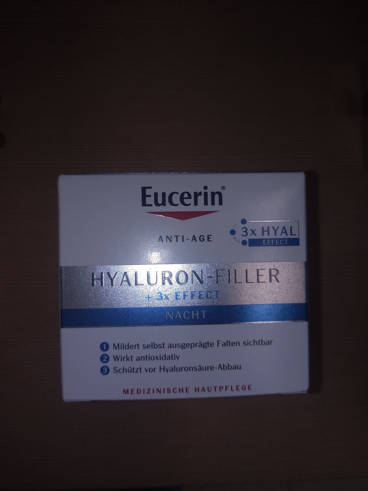 Krem eucerin. Hialuron filler na noc