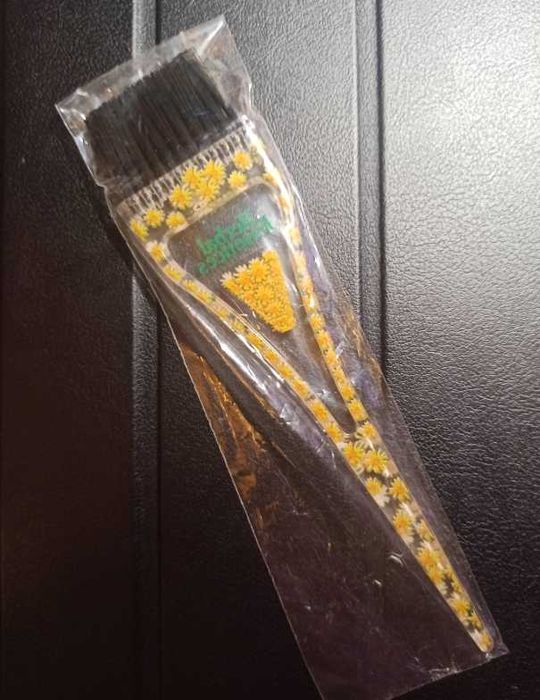 Кисть для окрашивания волос Herbal Essences