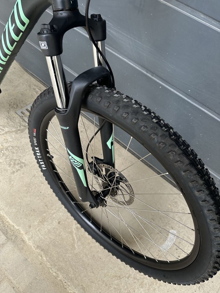 Велосипед Specialized Rockhopper