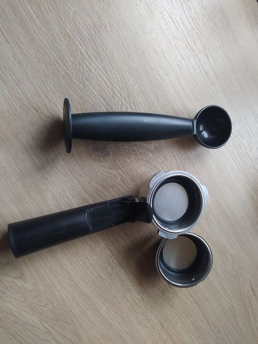 Kolbowy ekspres do kawy ciśnieniowy Silvercrest