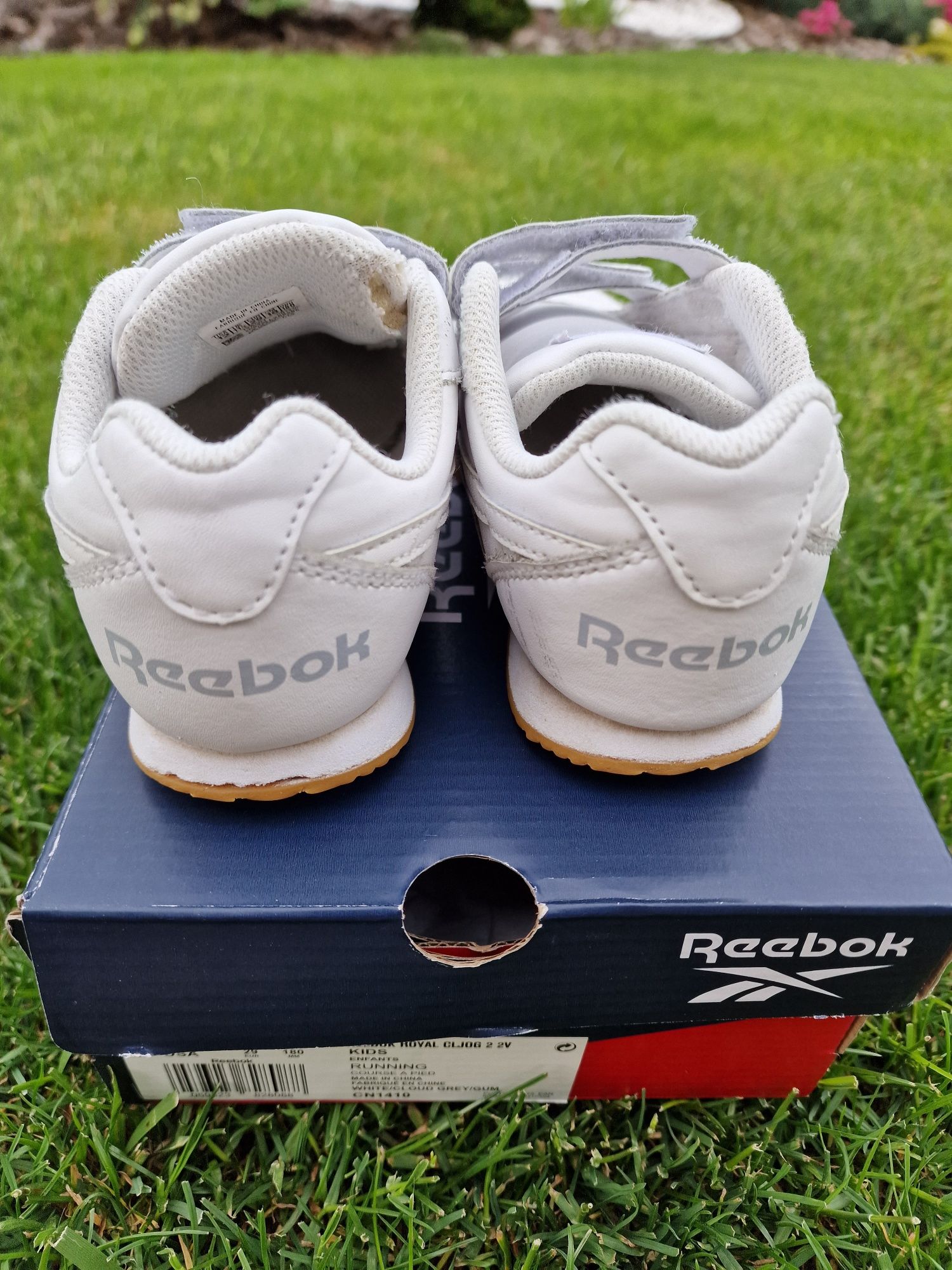 Biały buty Reebok roz euro 29