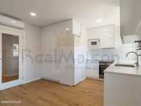 Arrenda-se Apartamento T2 NOVO - Mem Martins