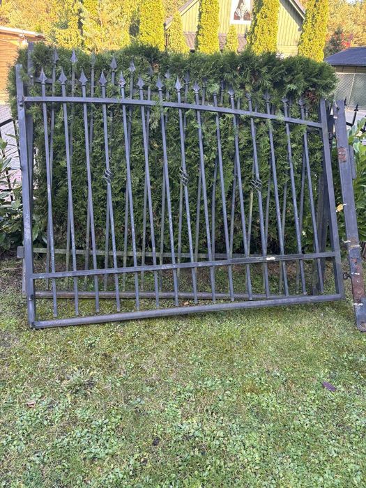 Brama dwuskrzydłowa 4m + furtka 1m