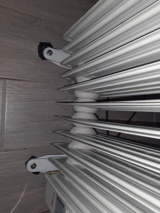 Вишлю З ПІДДУВОМ 11 секцій ПЕРЕШЛЮ Масляний радіатор Vertex VR-8014