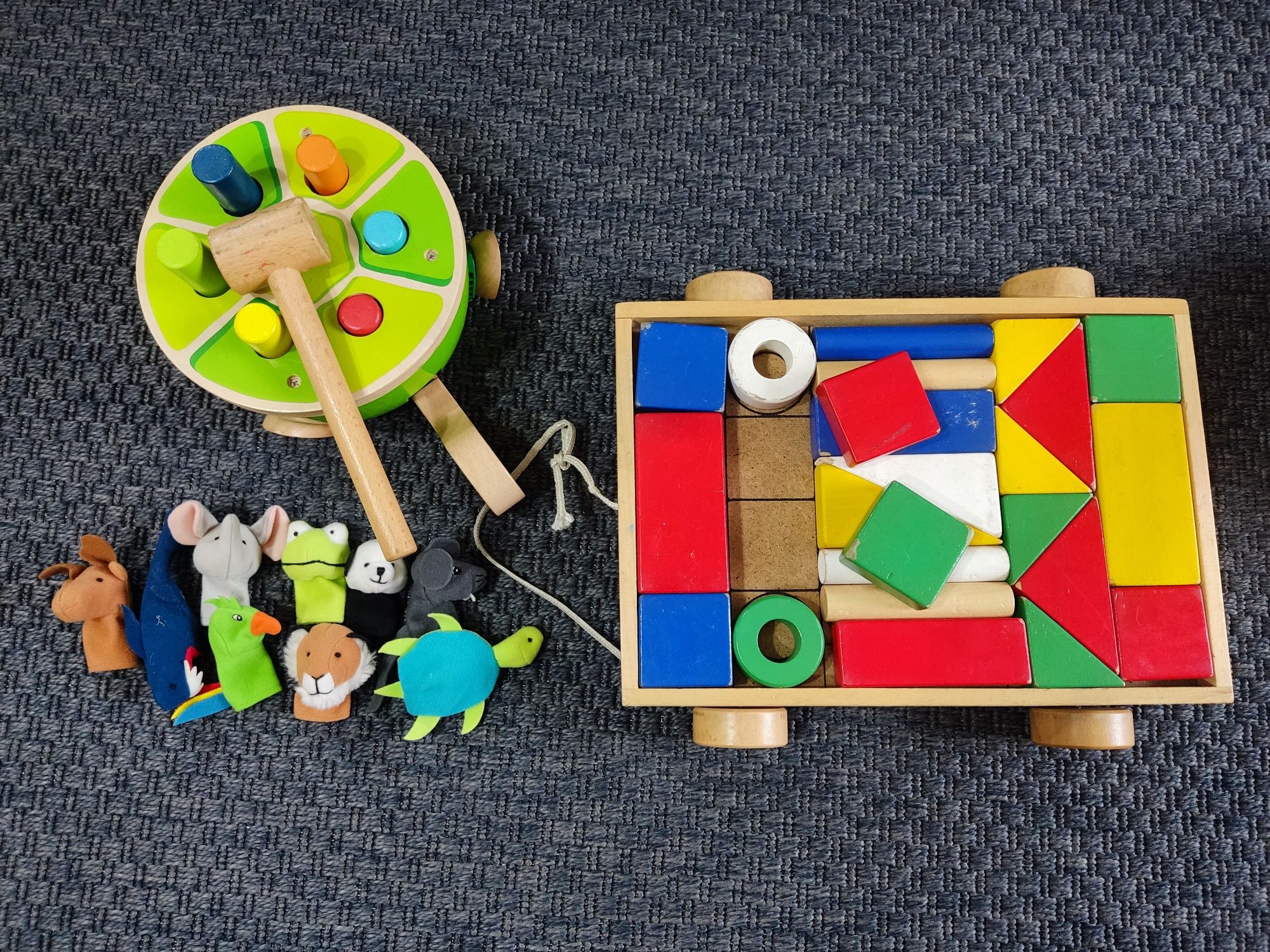 Brinquedos/jogos para crianças