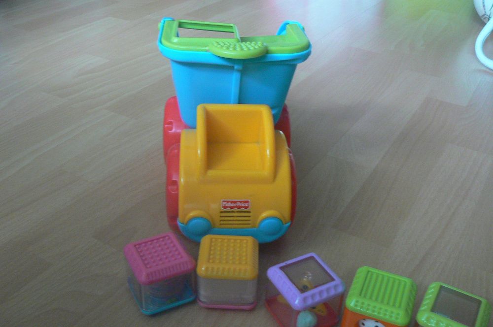 samochód grający interaktywny Fisher Price