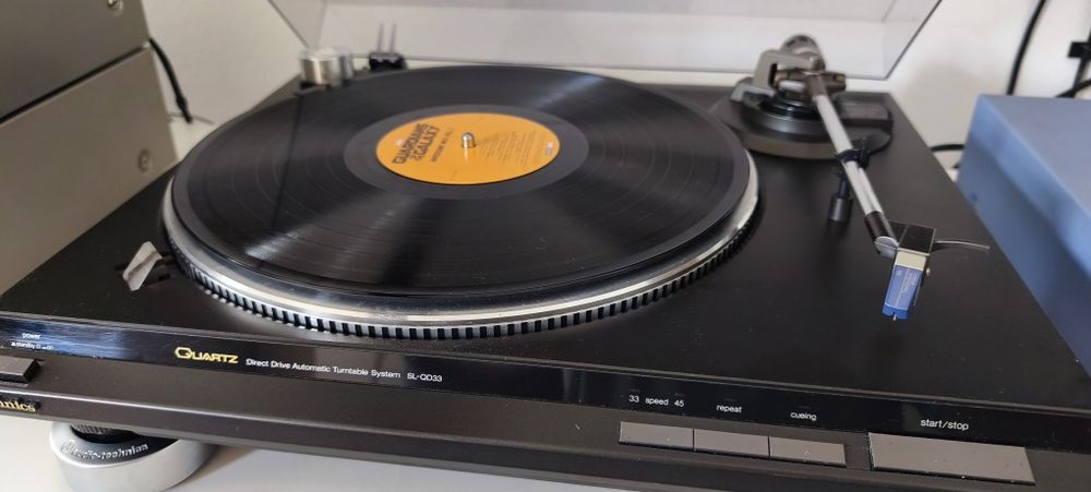 Gira discos Technics Direct Drive SL QD33