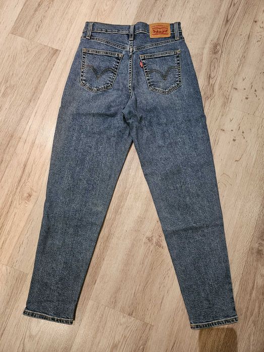 Spodnie LEVIS high waisted mom jean