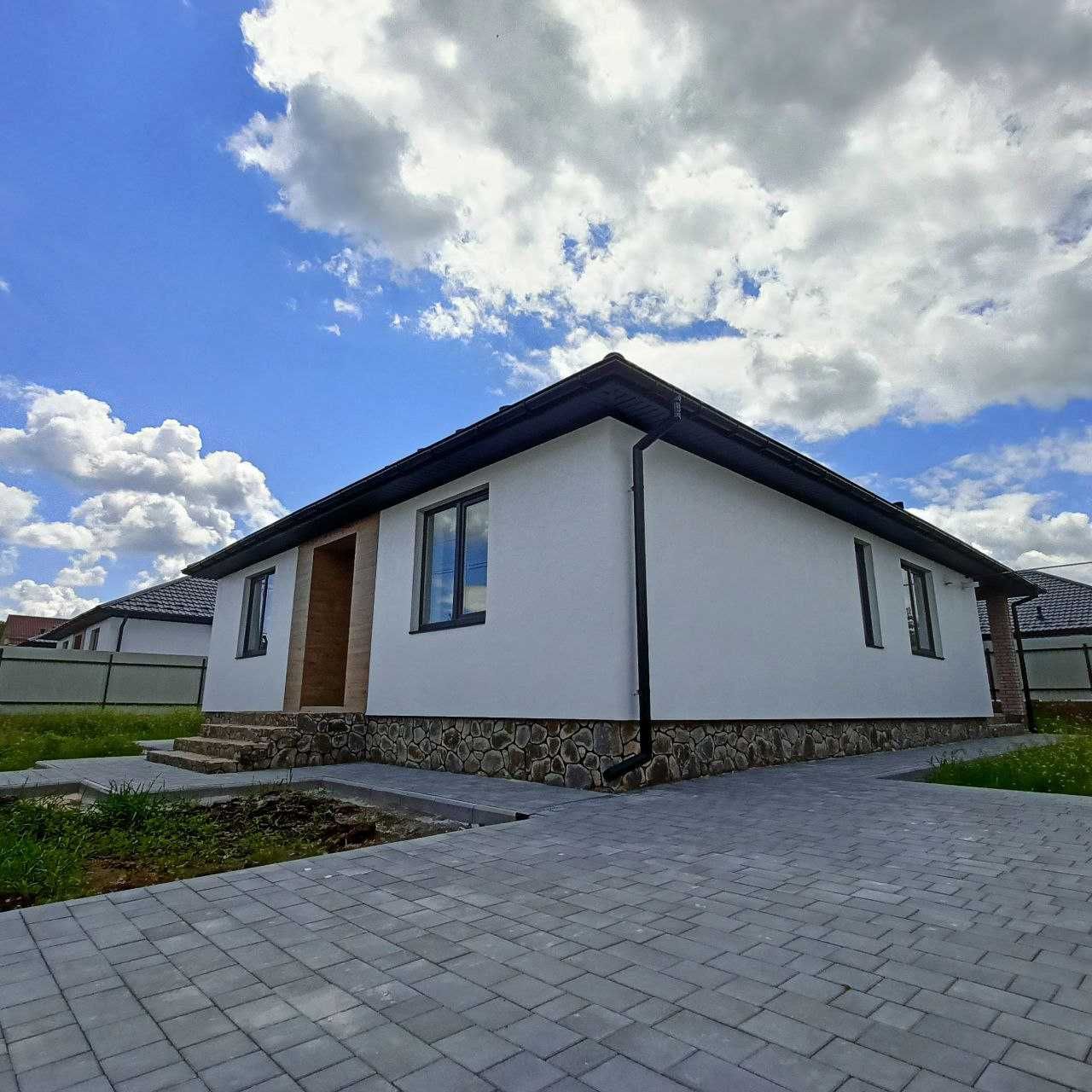 Продаж будинку 100 кв. м з ремонтом