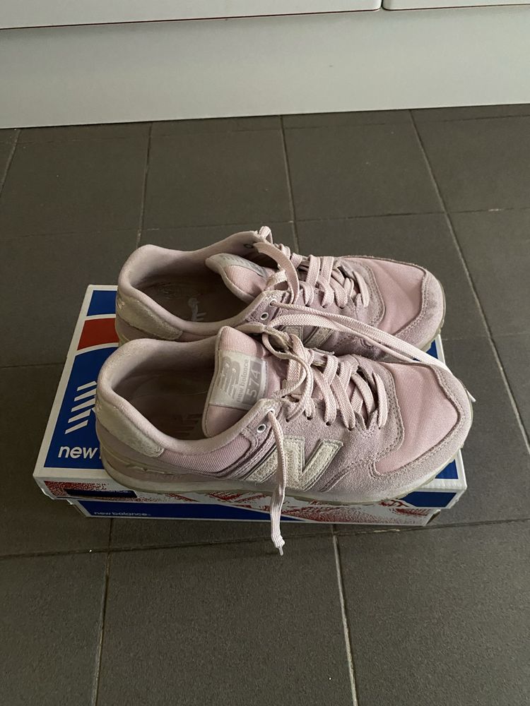 New Balance- Tenis