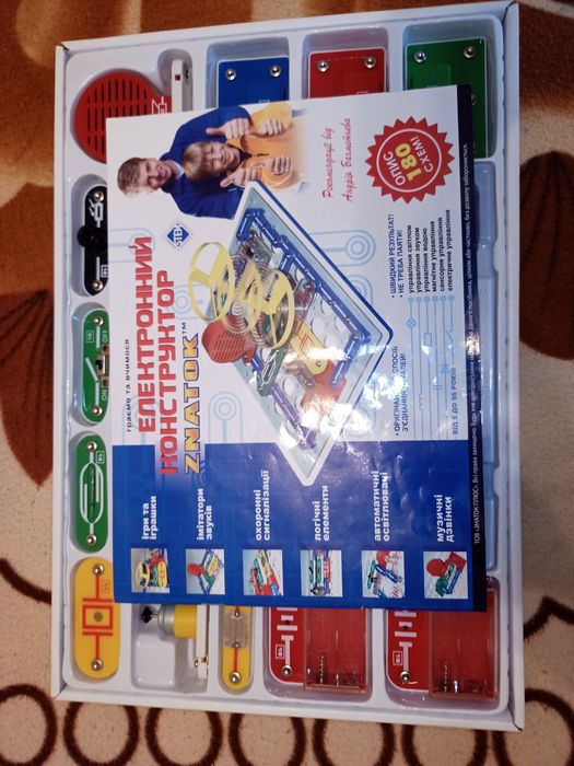 Електронний конструктор znatok