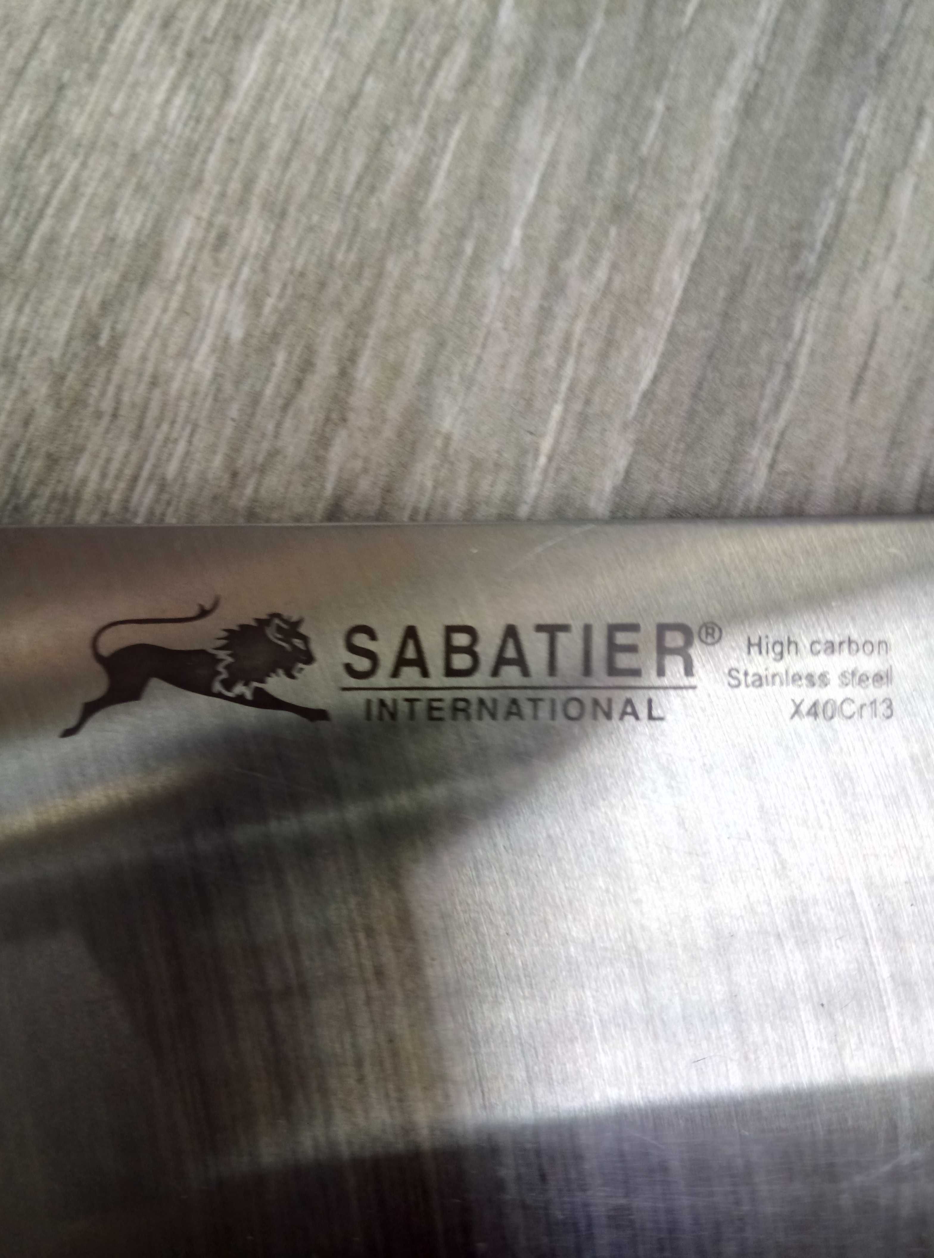 Noże  Tasaki  Sabatier.