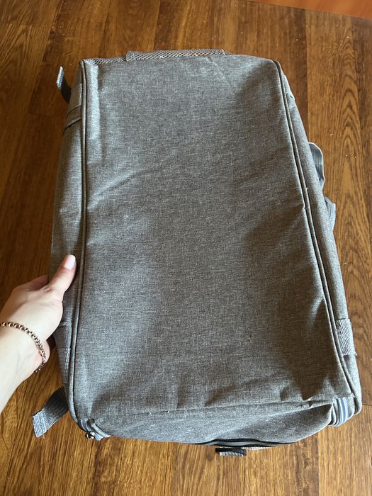 Переноска для котів і собак