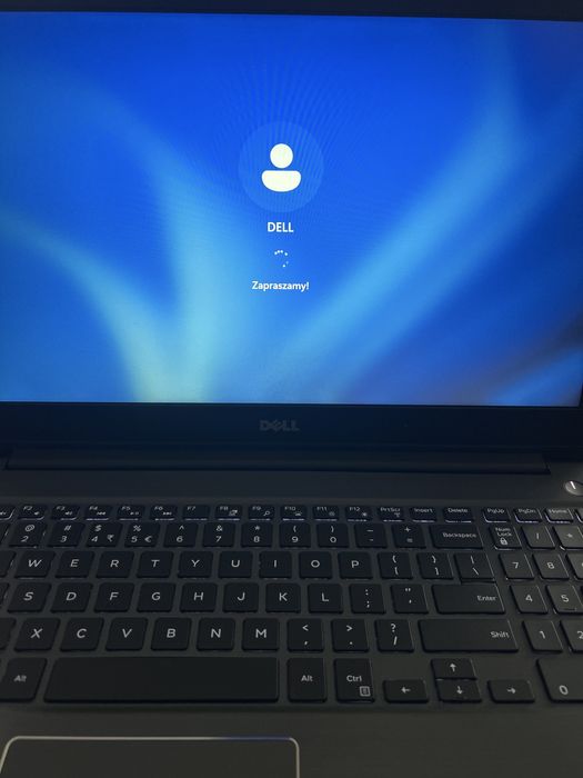 Laptop Poleasingowy DELL V5568:DYSKi 756GB/i5-7200U 2,5GHz/RAM 8GB/15"