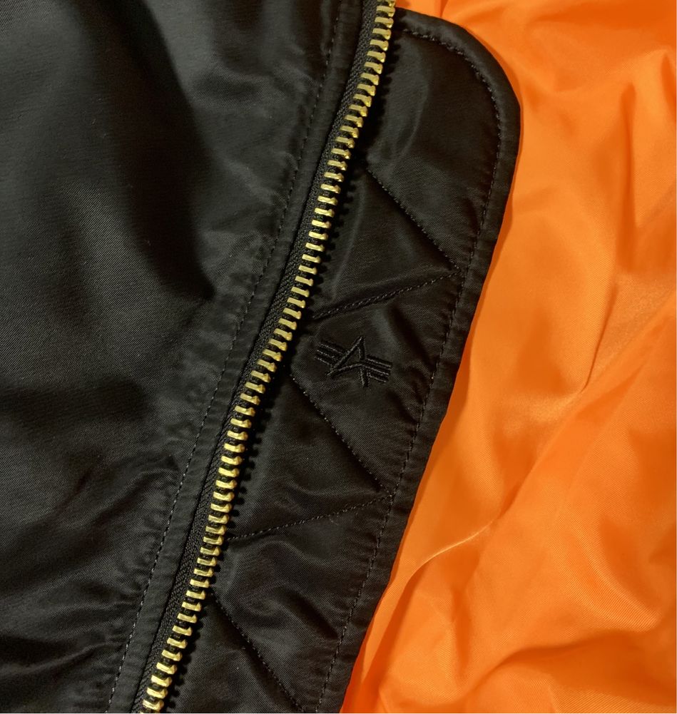 Alpha Industries MA-1 BOMBER JACKET