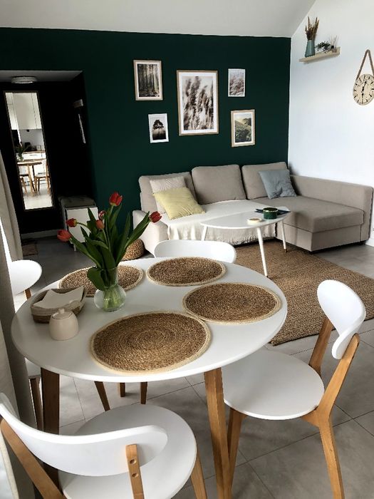 Tulichatki- domki w Beskidach z widokiem na jezioro