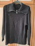 Czarny damski sweter