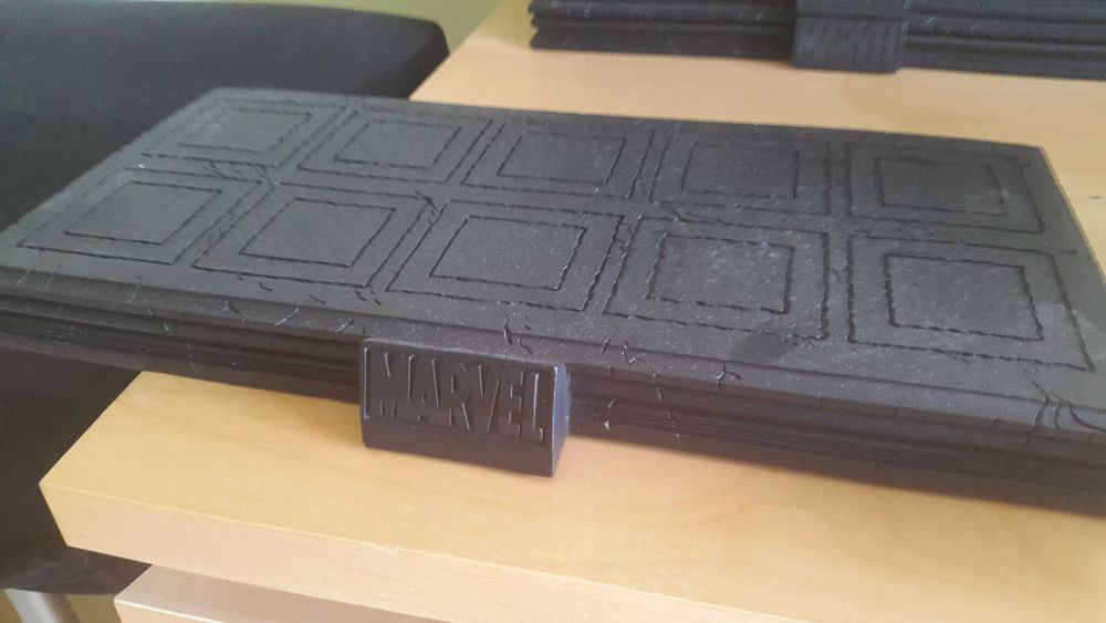 Arquivadores Revistas e Bases Exposição figuras Marvel e DC Comics