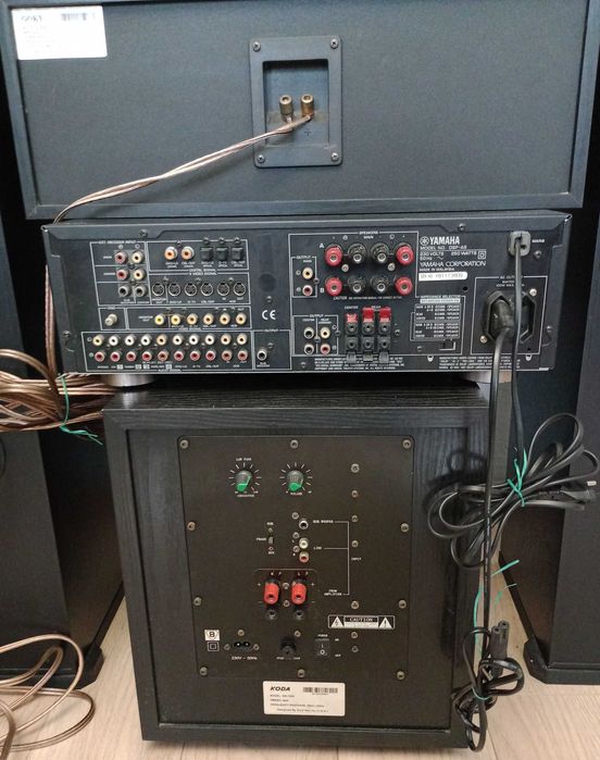 Zestaw kina domowego Yamaha DSP-A5 + 5 głośników i suboofer