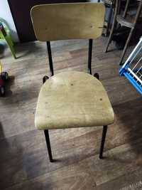 Krzesło metalowo drewniane mocne szkolne