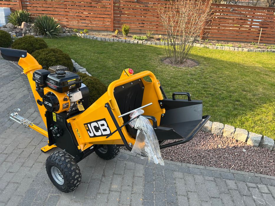 Wynajem rębaka rozdrabniacza do gałęzi