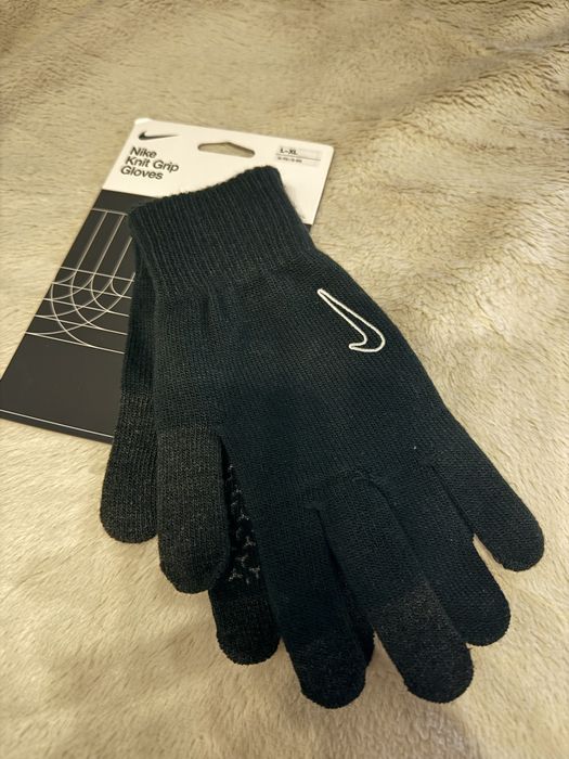 Перчатки Nike knitted tech and grip gloves