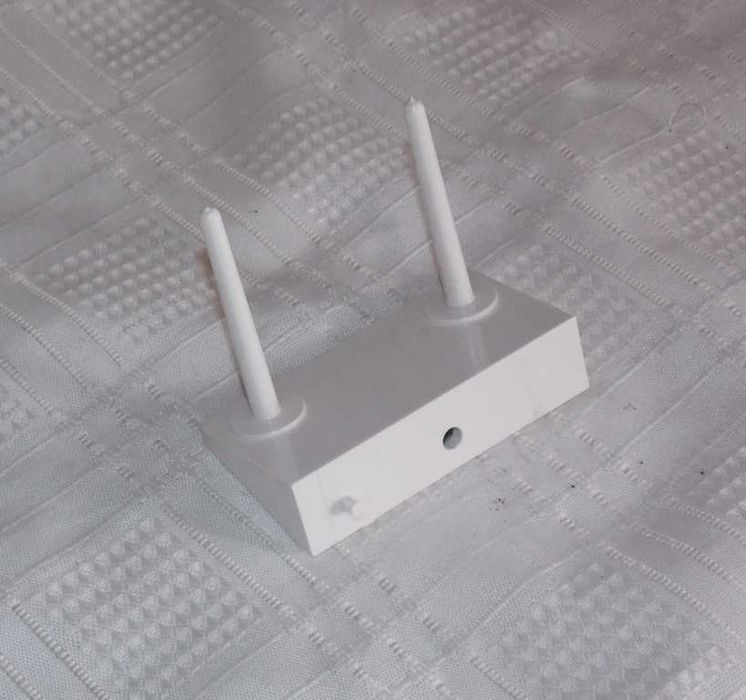 Podstawa szpulki do maszyny do szycia ŁUCZNIK