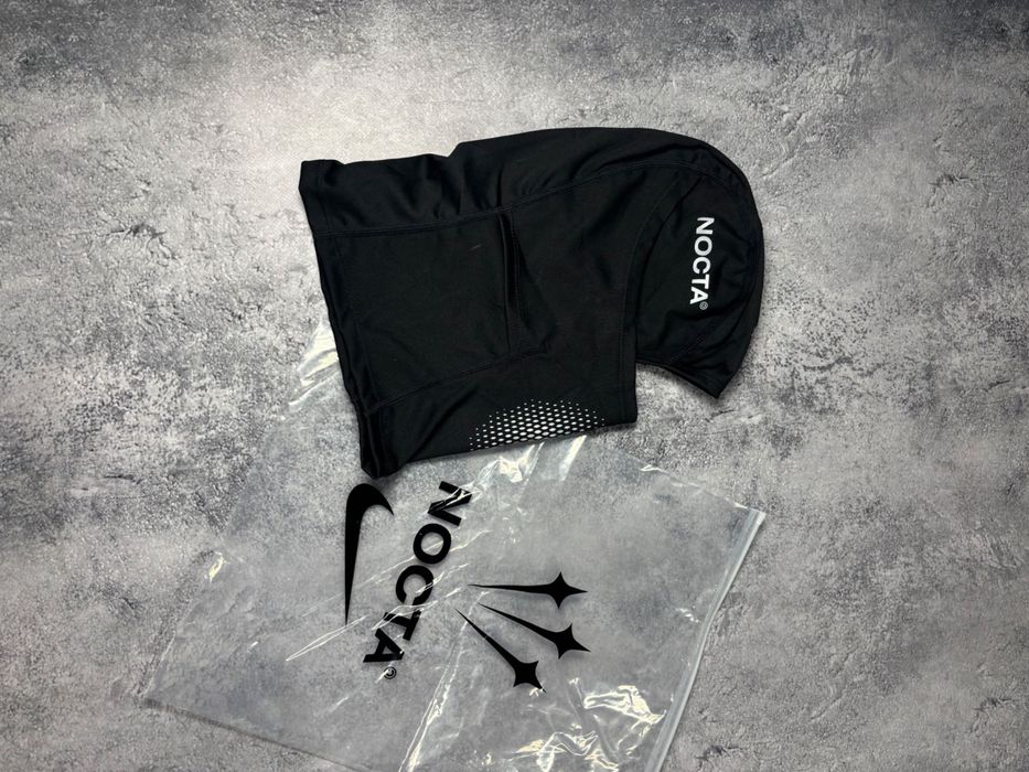 Sprzedam kominiarkę Nike nocta